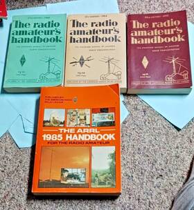 62nd Arrl Lot Of 4 Radio Amateurs Handbooks 1960 1964 1965 1985 37 41 42 And 62 Ed